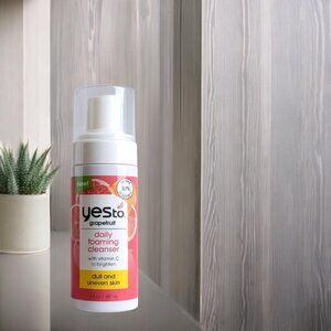 Yes To Grapefruit 5.0 Fluid Ounces Daily Foaming Cleanser